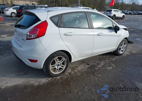 2017 Ford Fiesta Se из США, поврежденный, VIN 3FADP4EJ6HM123631